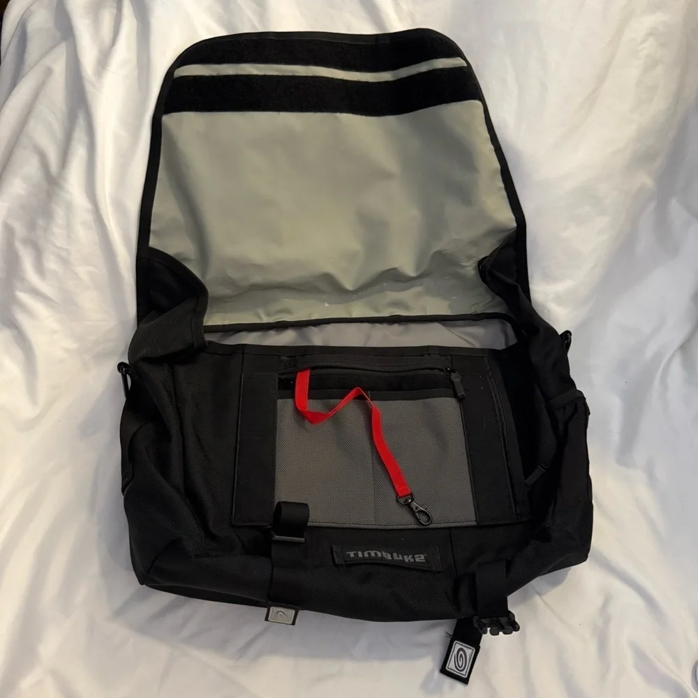 Like New Rare Vintage Timbuk2 Messenger Style Commuter Bag